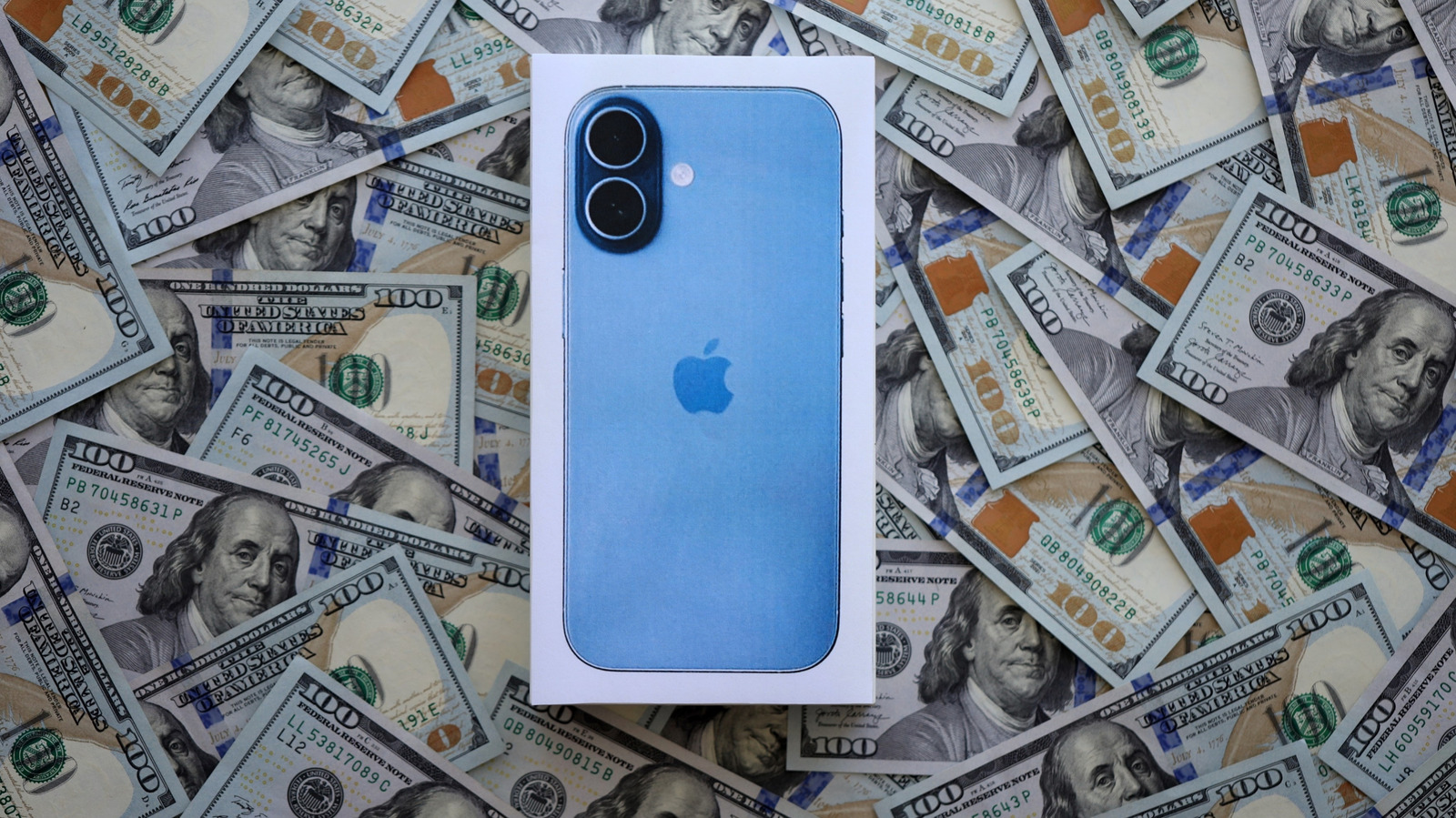 Старый iPhone, который можно обменять в Apple Старый iPhone, который можно обменять в Apple